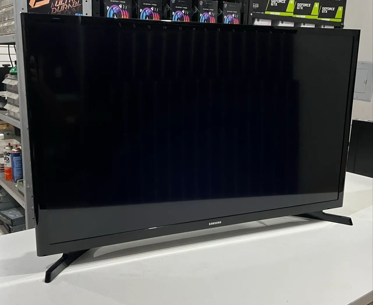 Smart TV Samsung 32 polegadas HD com wifi 5G - Foto 5