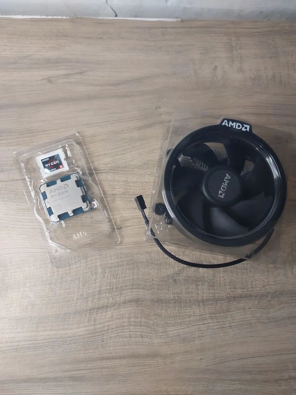 Processador AMD Ryzen 5 8500G na Caixa + Cooler - Foto 2