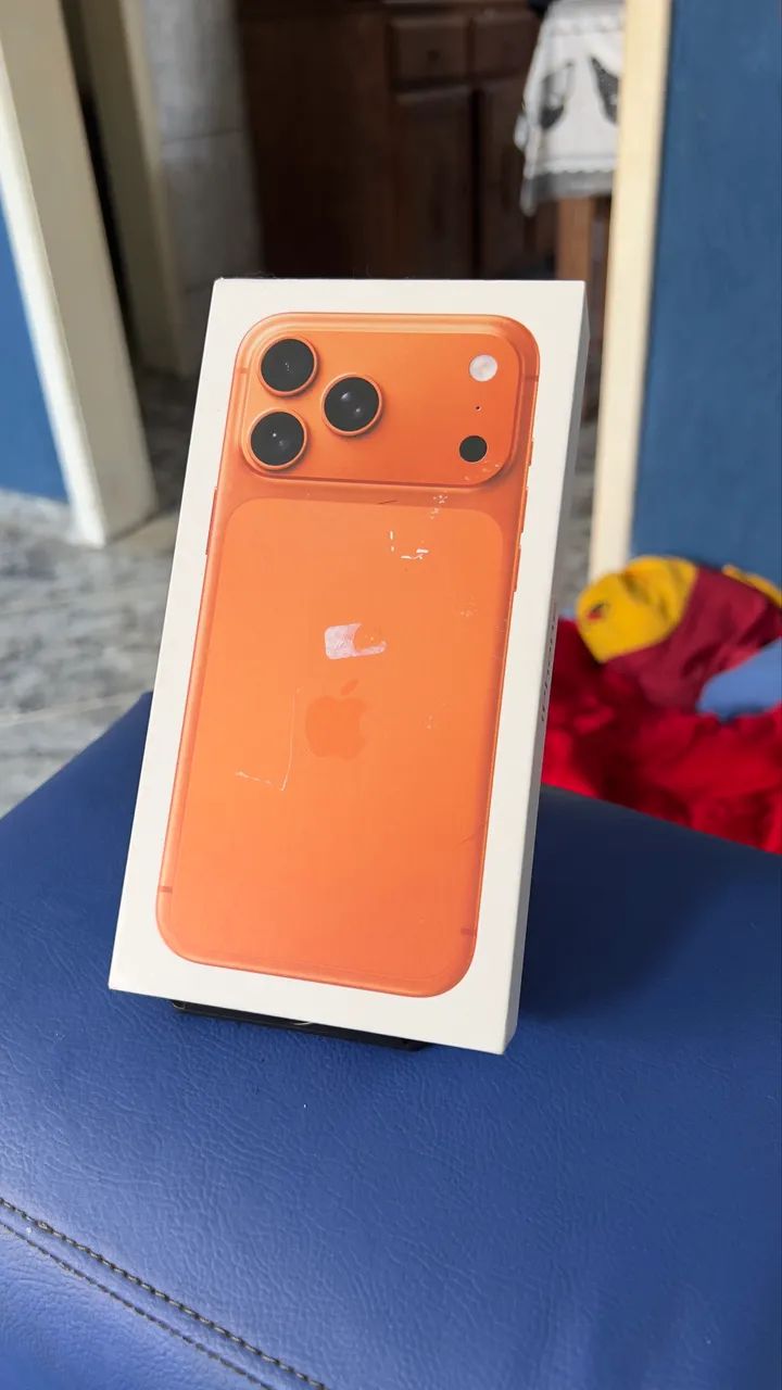 ? iPhone 17 Pro Max - 256GB - Laranja