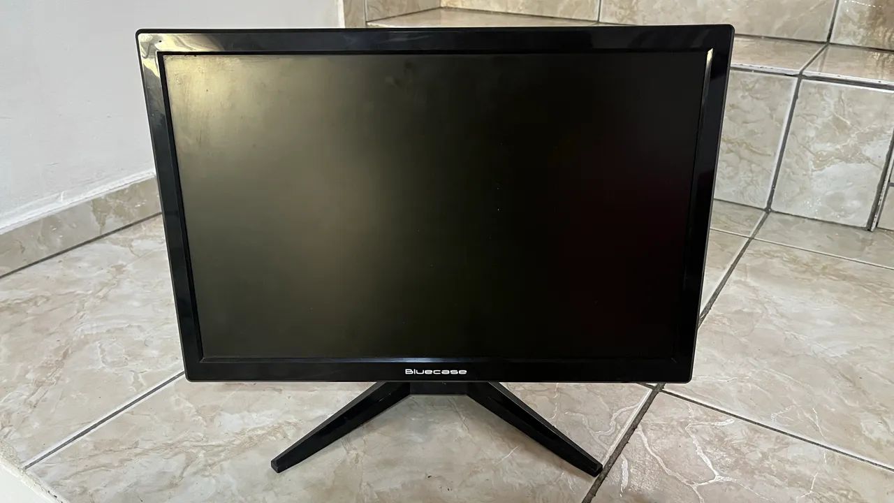 Monitor Bluecase 19'' Led Bm19x1hvw 75hz Preto