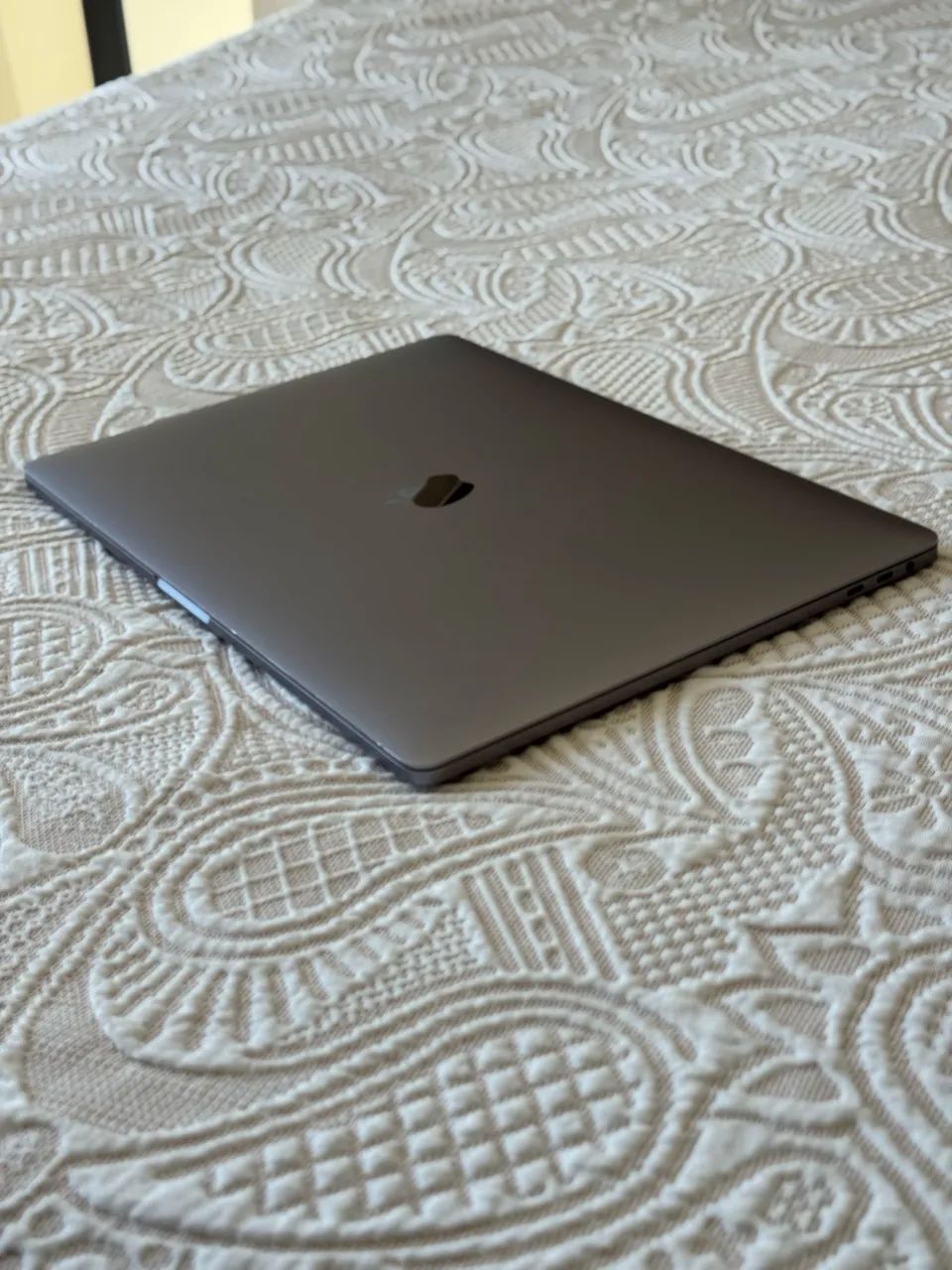 MacBook Pro 15 - i7 - 16Gb - 512Gb - Notebooks - Sidrolândia