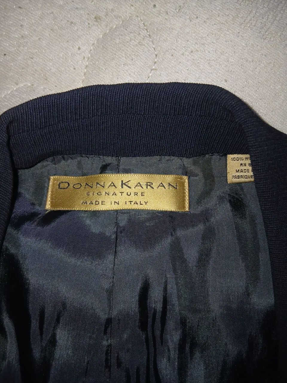 Terno Donnakaran italiano seminovo - Foto 3