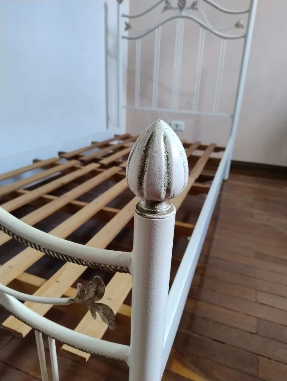 Cama de solteiro ferro modelo clássico - Foto 3