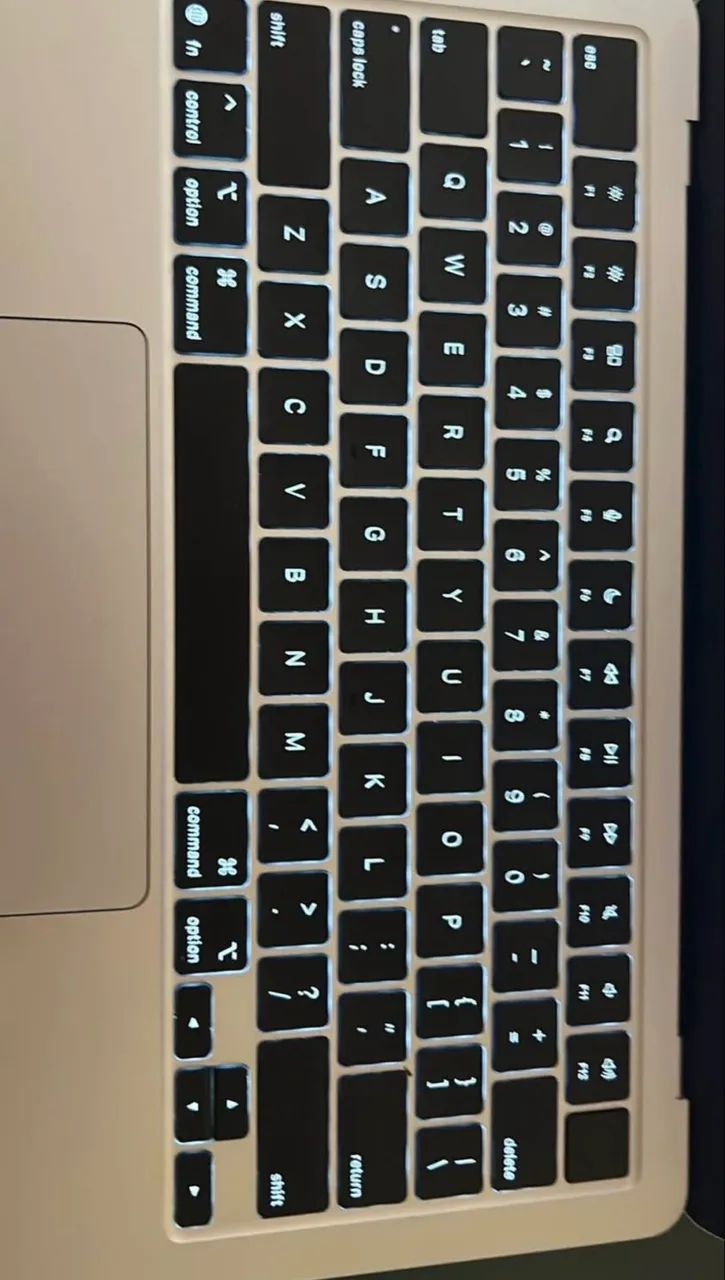 MACBOOK AIR M4 16/256GB 13 POLEGADAS  - Foto 4