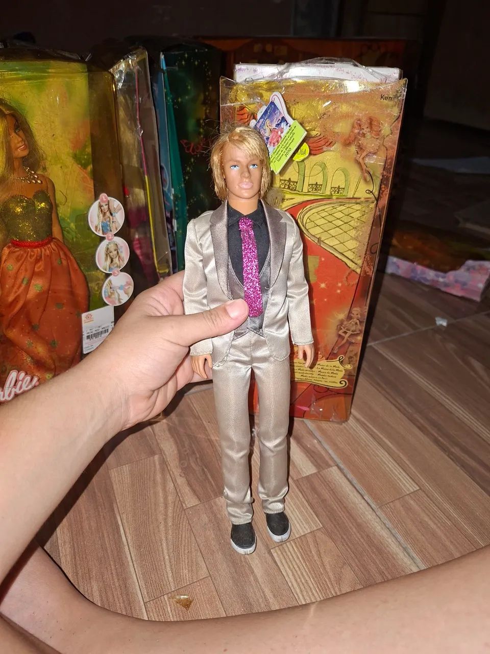 Ken - Barbie Moda e Magia