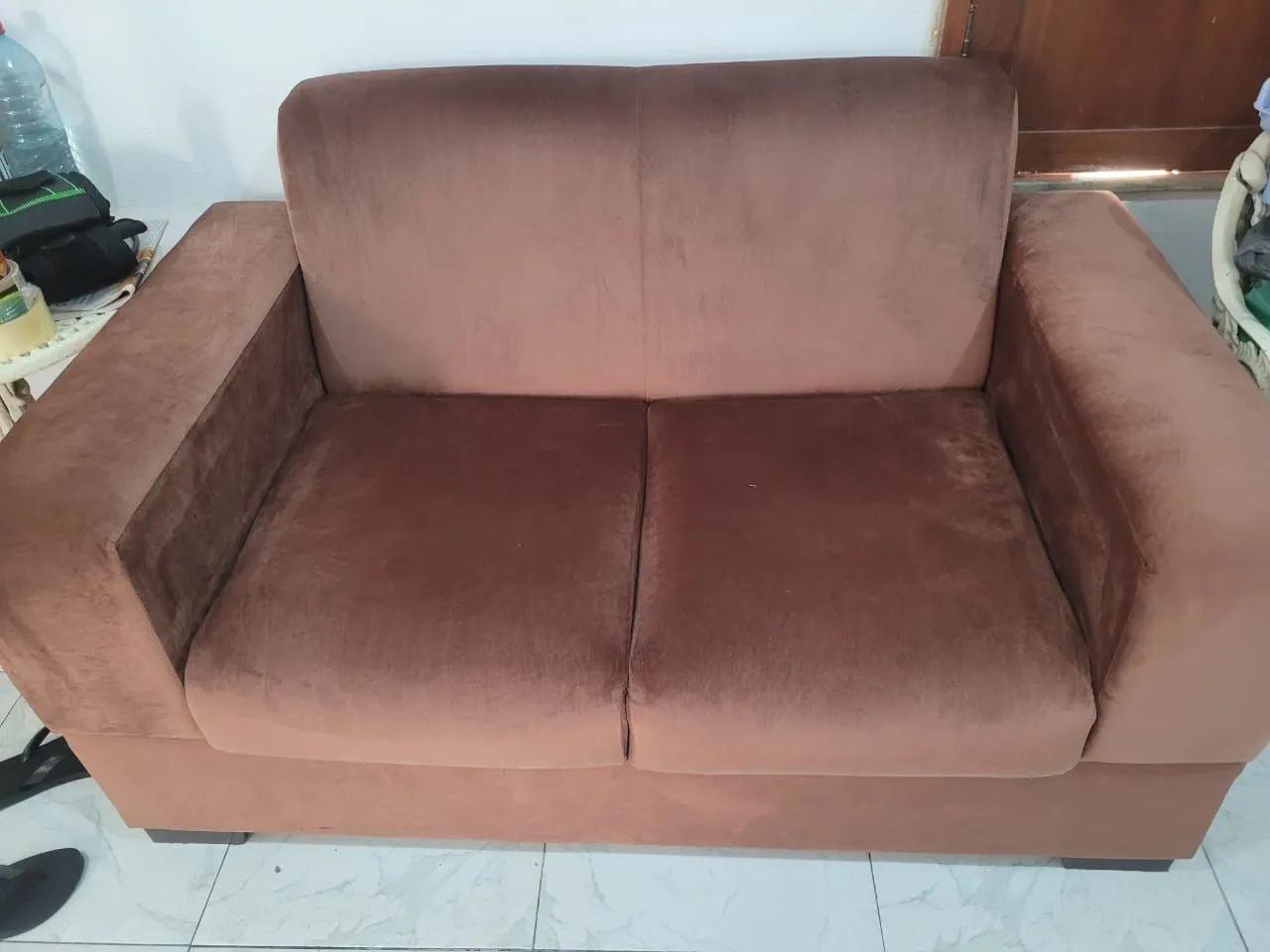 Sofá 2 e 3 lugares sem avarias 