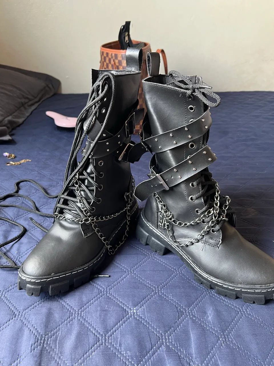 Bota - coturno