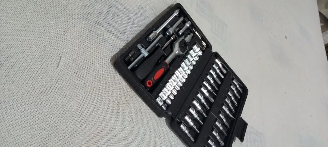 Caixa de ferramentas com 45 peças  - Foto 2