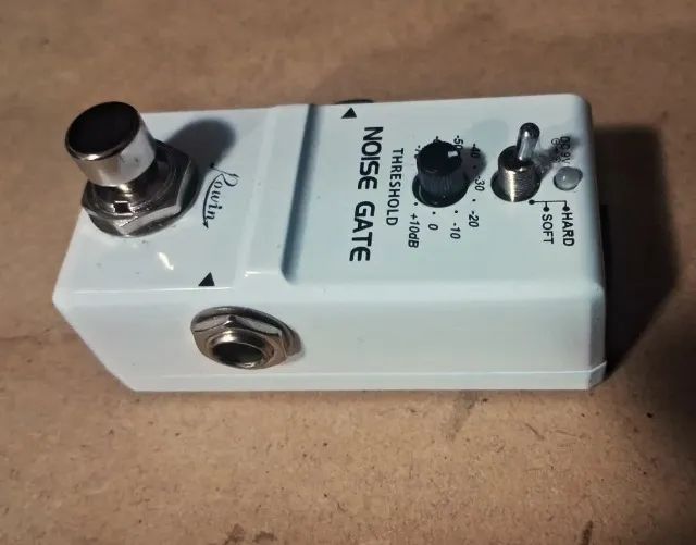 pedal noise gate Rowin - Foto 2