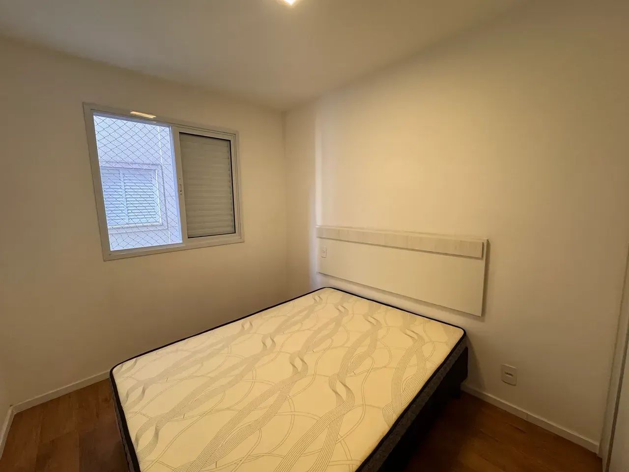 Apartamento com 1 dormitório mobiliado e uma vaga de moto - Foto 2