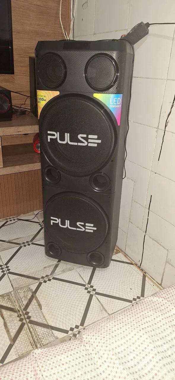 Caixa de som torre Pulse
