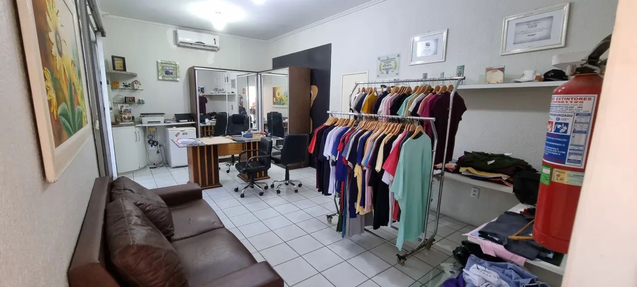 Galpão comercial de 825 m², 3 andares, excelente oportunidade! - Foto 2