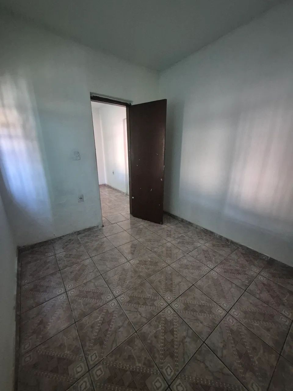 Alugo barracão. No bairro rio branco  - Foto 4