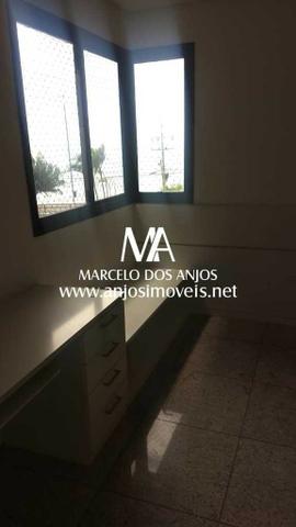 Apartamento no Edifício Chateau Larausse - Foto 6