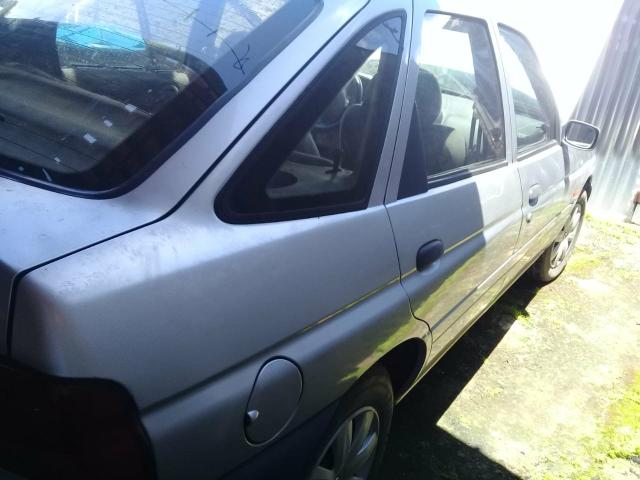 Escort Zetec 2001 motor Rocam 1.6 8v, troco por carro aberto - Foto 5