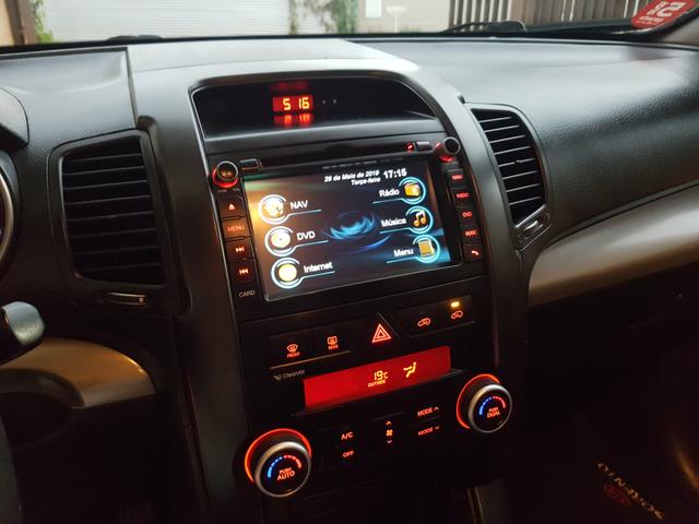 Kia Sorento 2.4 (Aut) - Foto 8