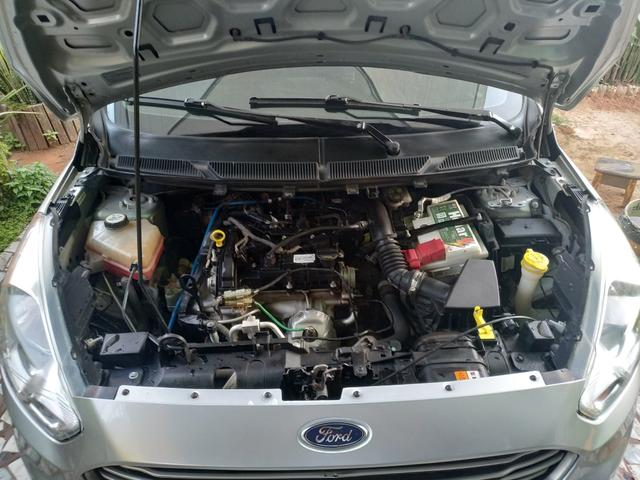 Vende-se carro