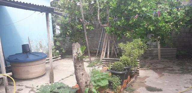 Vendo terreno com duas casas - Foto 8