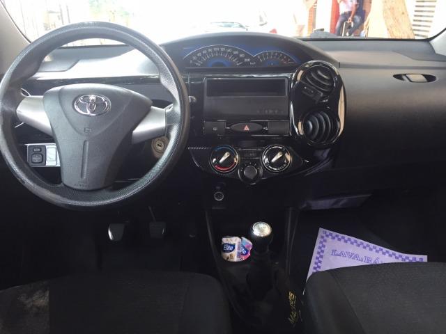 Toyota Etios 1.3 X 16V Flex Completo Baixa Km Unico Dono - Foto 9