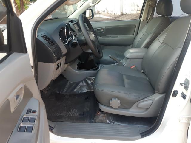 Hilux SRV CD 4x4 mecanico 2006 - Foto 14