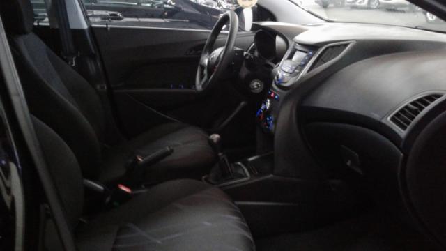 HYUNDAI HB20 1.0 COMFORT PLUS 12V FLEX 4P MANUAL. - Foto 5