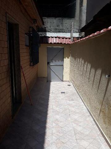 Alugo excelente casa em Vila residencial. - Foto 17