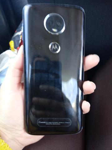 Moto E5 Plus