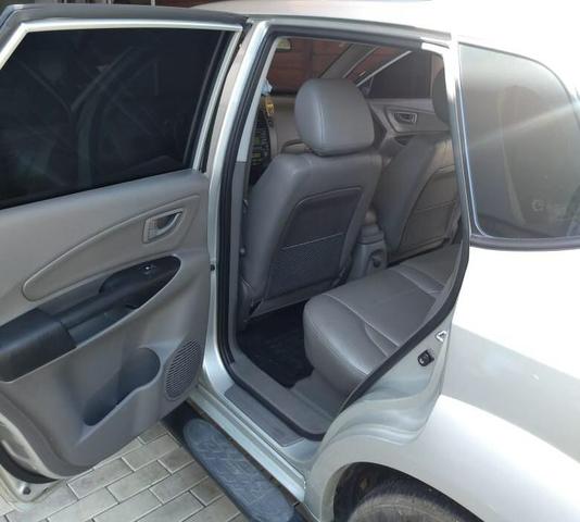Vendo ou troco! IPVA pago! Carro lindo! - Foto 5