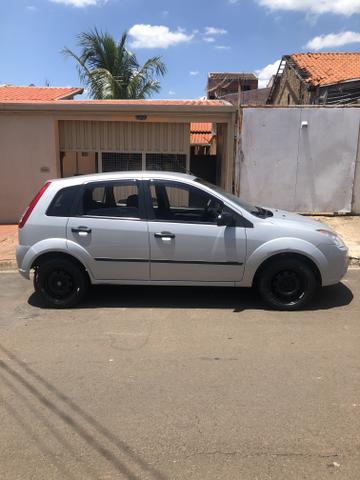 Vendo Fiesta Hatch 2010 flex $14.980 - Foto 6