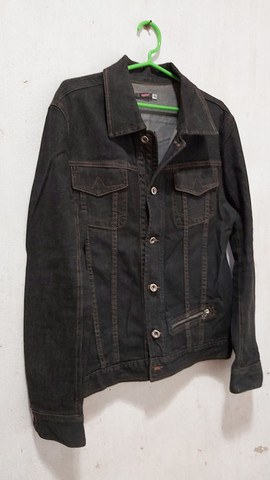 JAQUETA JEANS preta