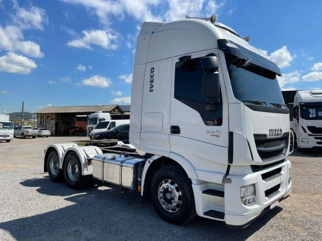 IVECO HIWAY 440 6X2 2019 IMPECÁVEL