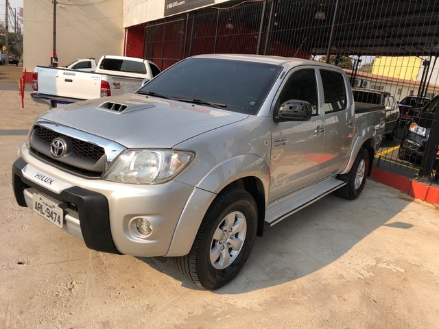 HILUX DIESEL 4X4