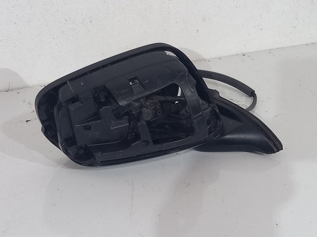 Carcaça Retrovisor New Fit 2009/2014 Dir/Esq ( CADA ) Sem vidro e capa