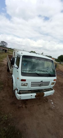 VENDE-SE ESTE CAMINHÃO