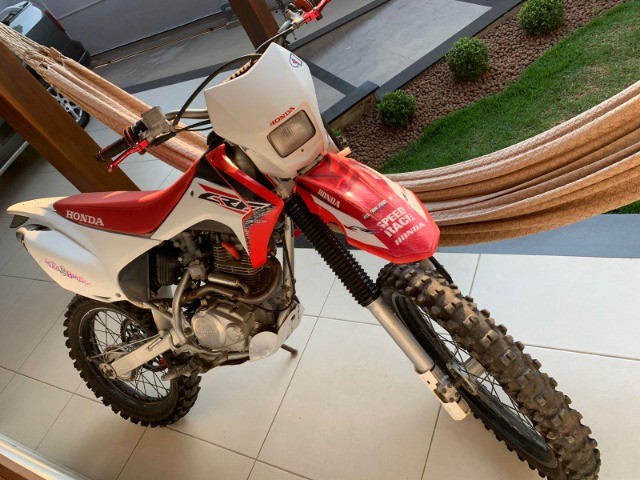 CRF 230 2016 EQUIPADA