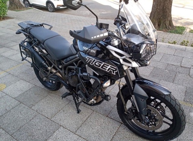 TRIUMPH TIGER 800 XR | ENTRADA 1.800,00