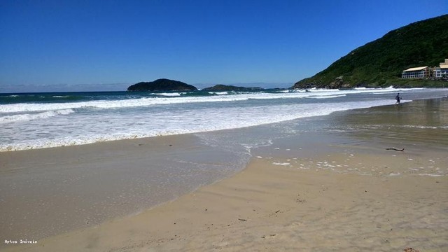 Restaurante pé na areia, frente total ao mar Florianópolis