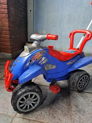 Brecho Infantil Era meu agora é teu - Quadriciclo Infantil Calesita Cross  Turbo Com Empurrador Verde 💙💙 . . ➡️ Apartir de 1 ano ➡️Até 30kg Estamos  Abertos até às 18h30 Fazemos