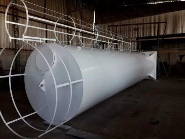 caixa d agua metalica