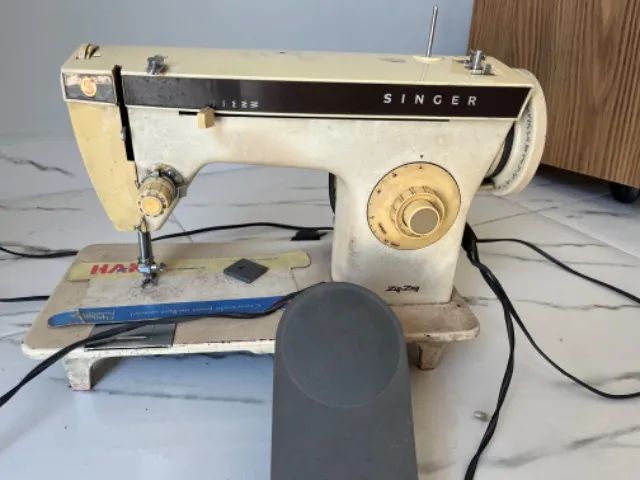 Máquina de costura 