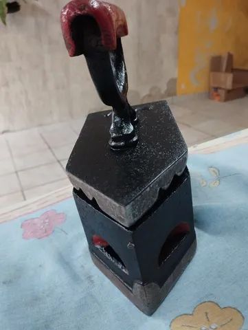 Ferro Antigo a Carvão com Base Original - Foto 3