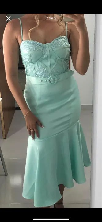 Vendo vestido curto de festa.