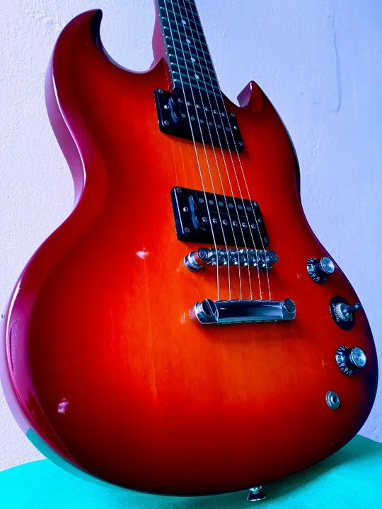 Guitarra Epiphone Special SG - 2 (Excelente estado) Cherry