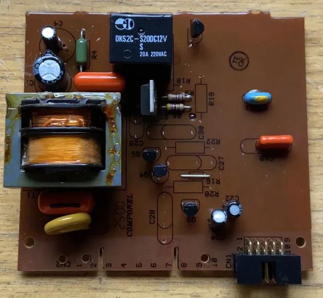 Placa eletrônica de geladeira / com defeito