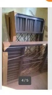 JANELAS E PORTA DE AÇO NOVAS.