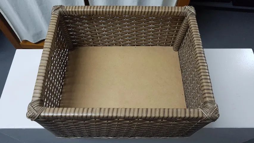 cesta de vime marrom - Foto 5