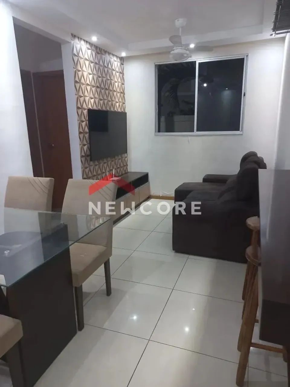 Apartamento em Rua Raimundo de Farias Brito - Parque Rodoviário - Campos dos Goytacazes/RJ