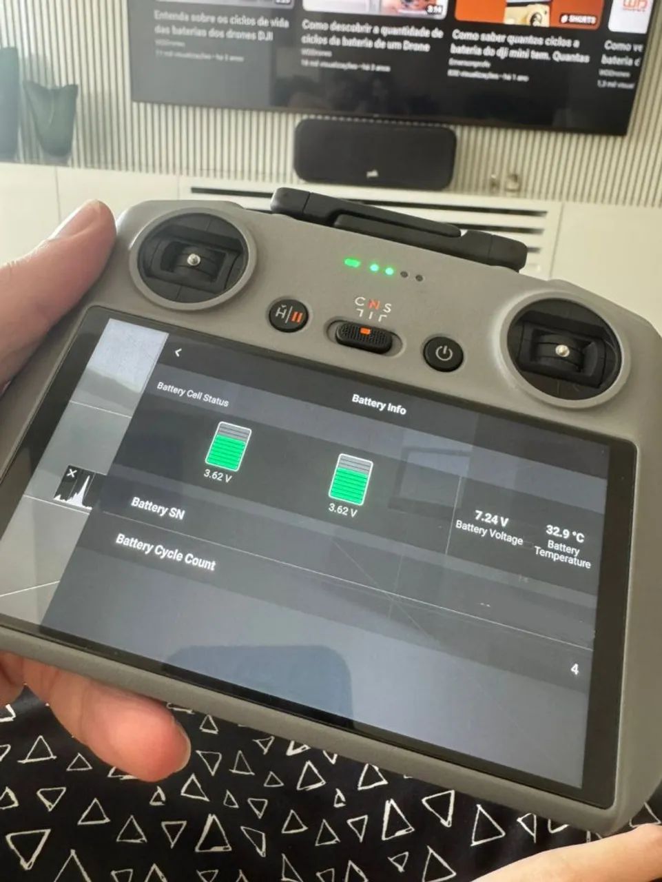 DJI Mini 4 Pro Com Controle Com Tela - Foto 2