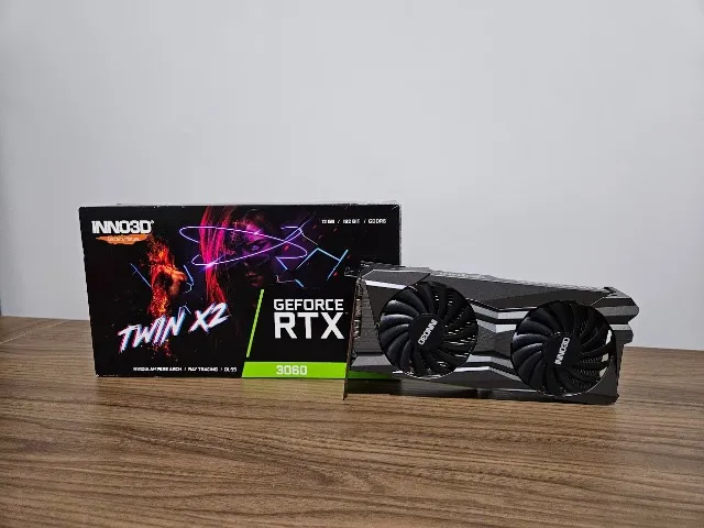 Placa de vídeo RTX 3060 Inno3D TWIN X2 12GB com Dual Fan - Usada em Excelente Estado!