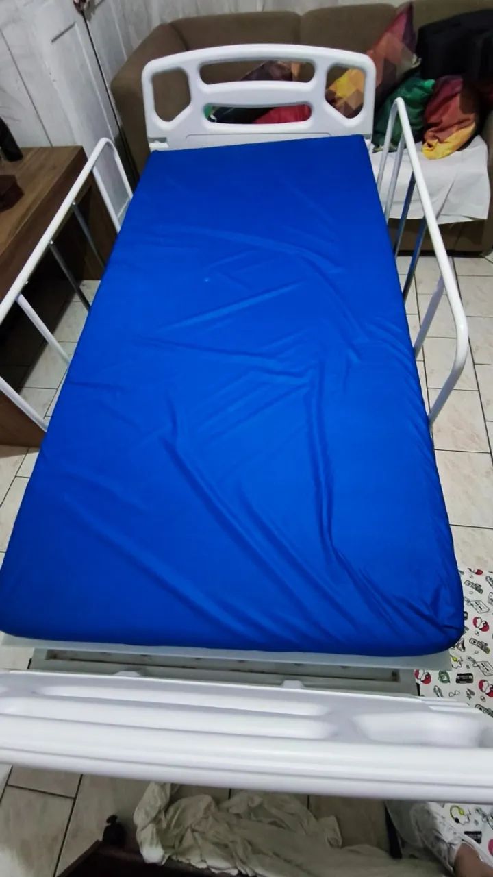 Cama Hospitalar 3 Movimentos Manual + Colchão + colchao pneumatico - Foto 3